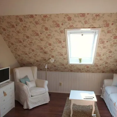 With 1 Bedroom בית נופש